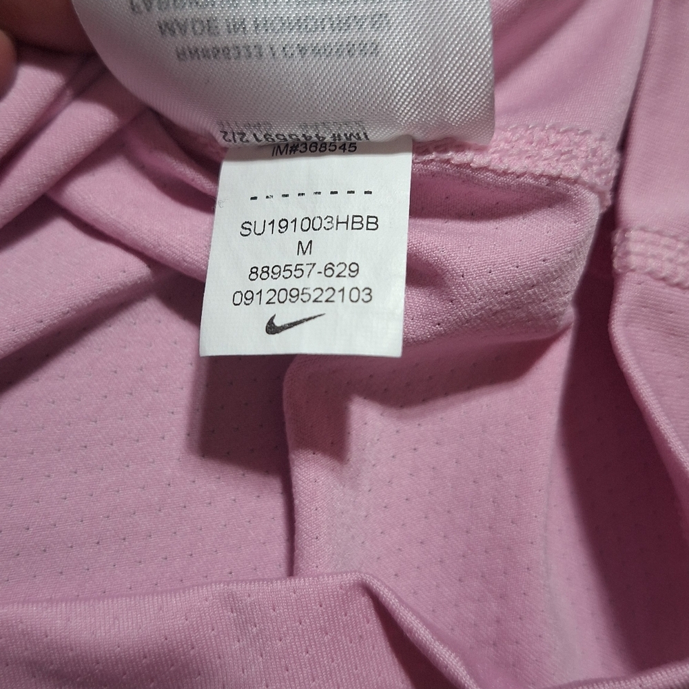 Nike Women's Dri-Fit Size Medium Performance Shirt Pink Lightweight Nike Swoosh‎ - Picture 5 of 7